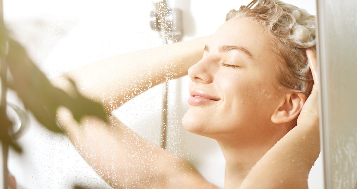 Adicione o shampoo hidratante na sua rotina de cuidados capilares